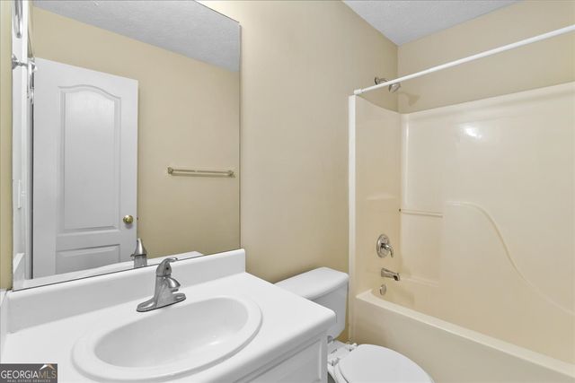 210 Summer Hill Circle, Stockbridge, GA 30281