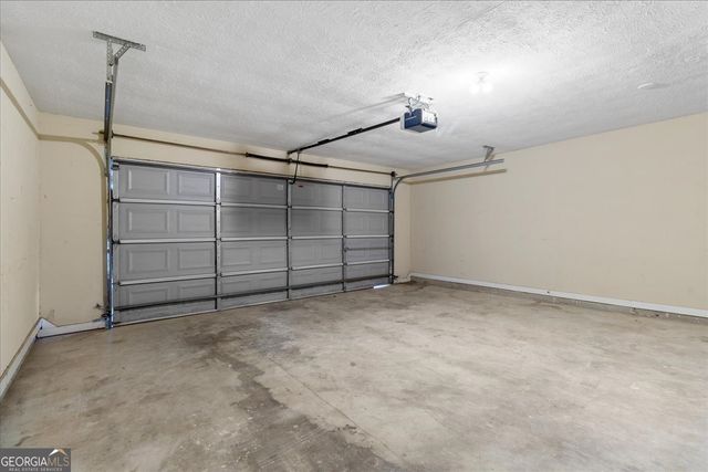 210 Summer Hill Circle, Stockbridge, GA 30281