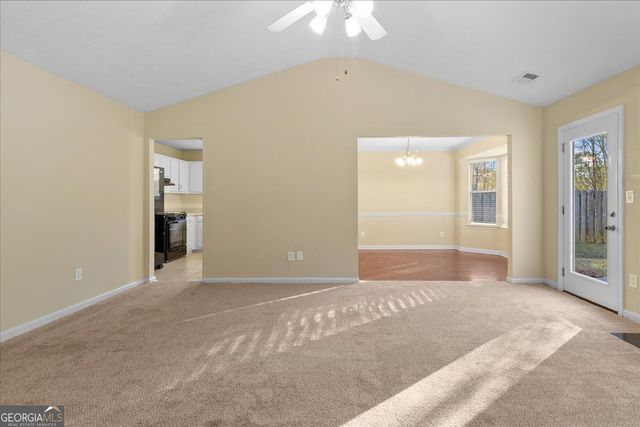 210 Summer Hill Circle, Stockbridge, GA 30281