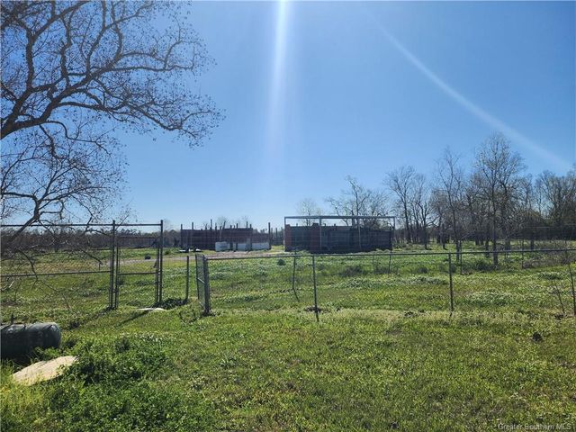 2053 Pujol Road, Lake Charles, LA 70615