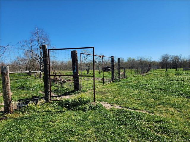 2053 Pujol Road, Lake Charles, LA 70615