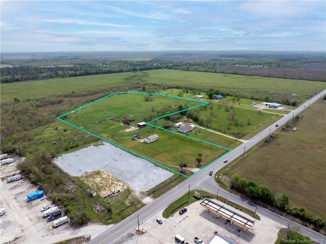 2053 Pujol Road, Lake Charles, LA 70615