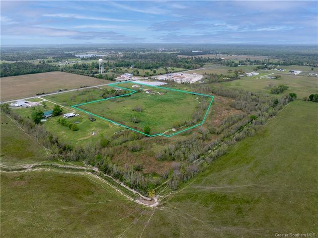 2053 Pujol Road, Lake Charles, LA 70615