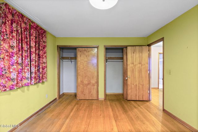 27 Eva Street, Colonie, NY 12110