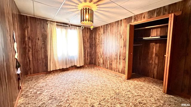 135 Tatia Drive, Goreville, IL 62896