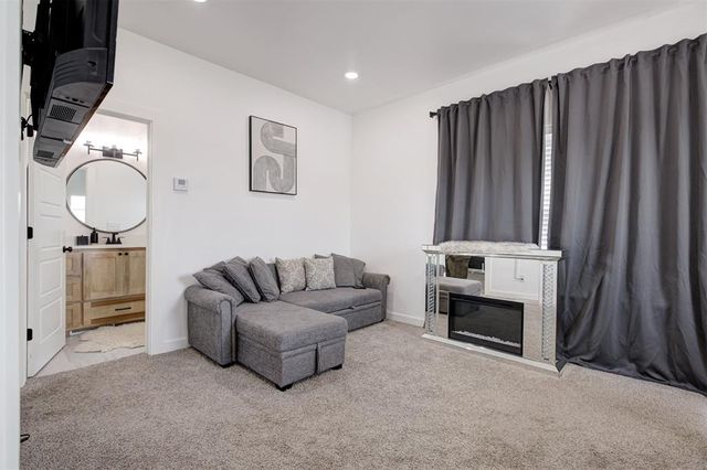 2836 Redwood Court, Newcastle, OK 73065
