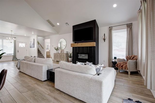 2836 Redwood Court, Newcastle, OK 73065