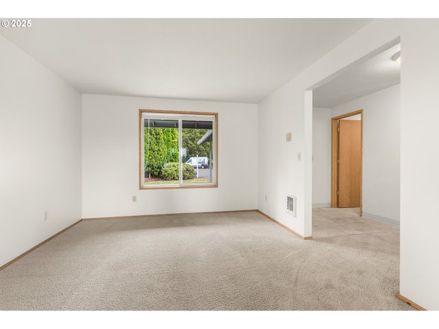 6908 Ne 144TH Ct, Vancouver, WA 98682