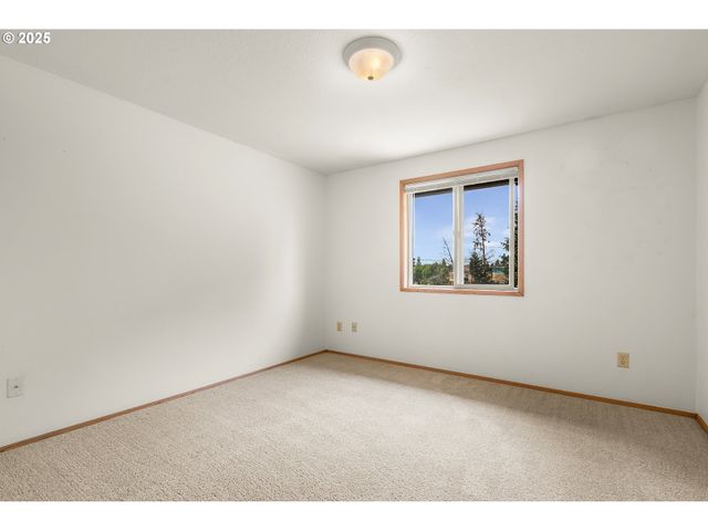 6908 Ne 144TH Ct, Vancouver, WA 98682