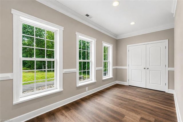 9190 Laurel Glenn Drive, Rural Hall, NC 27045