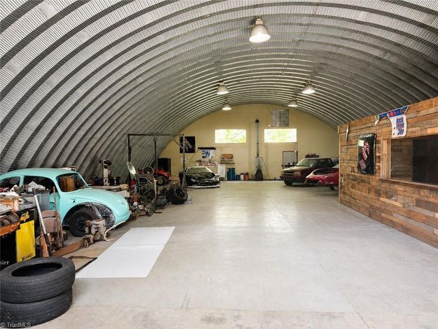 9190 Laurel Glenn Drive, Rural Hall, NC 27045