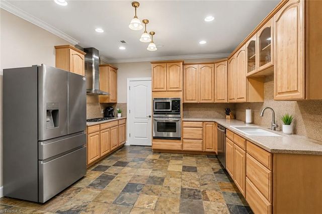 9190 Laurel Glenn Drive, Rural Hall, NC 27045