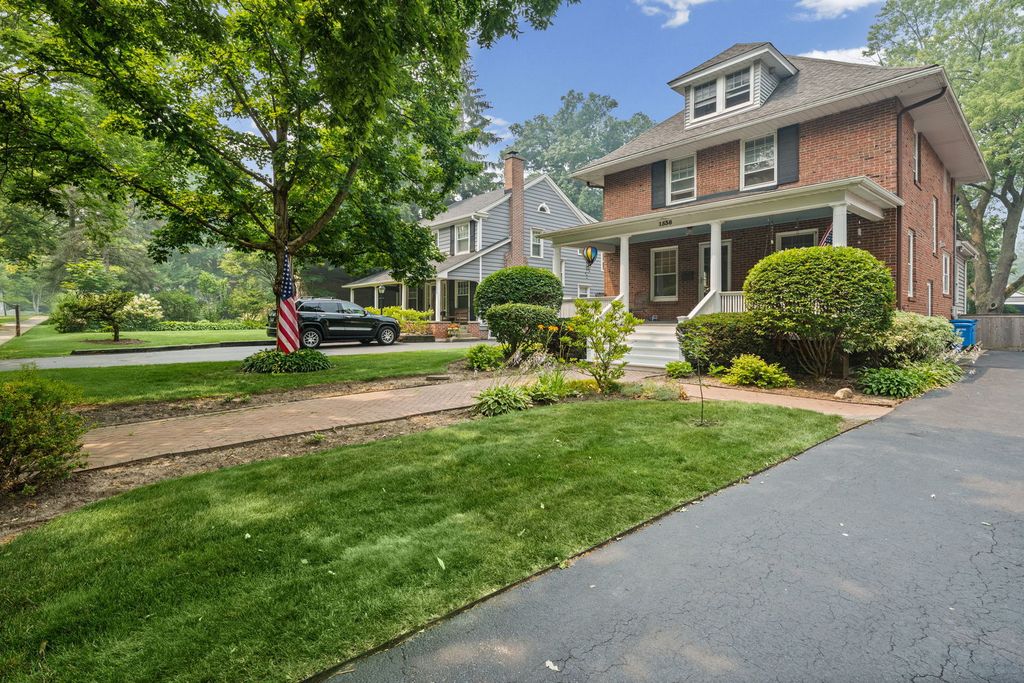 1538 Oakwood Avenue, Highland Park, IL 60035 — photo 4