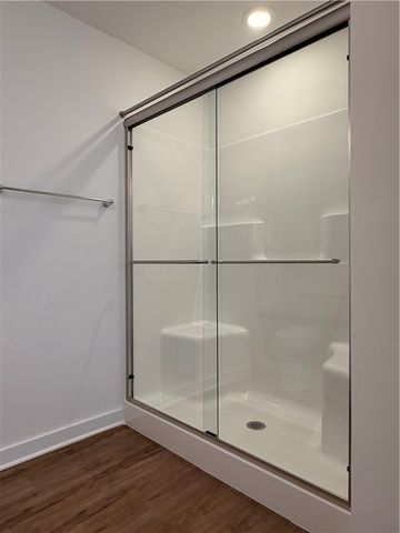 2004 Canterbury Dr 212C, Imperial, PA 15126