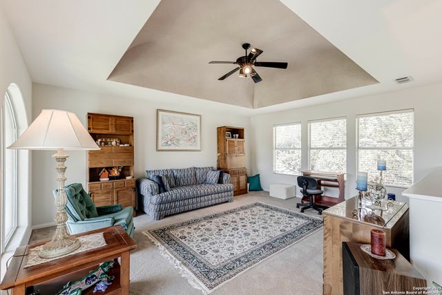 7 Eton Green Circle, San Antonio, TX 78257