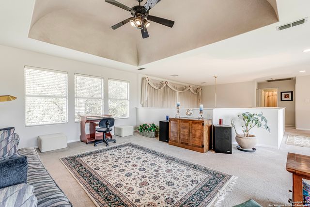 7 Eton Green Circle, San Antonio, TX 78257