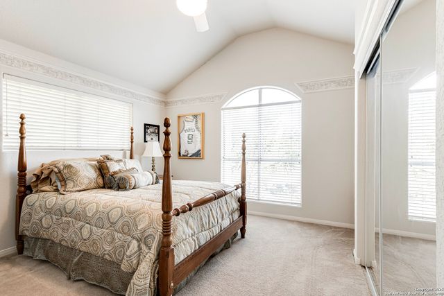 7 Eton Green Circle, San Antonio, TX 78257