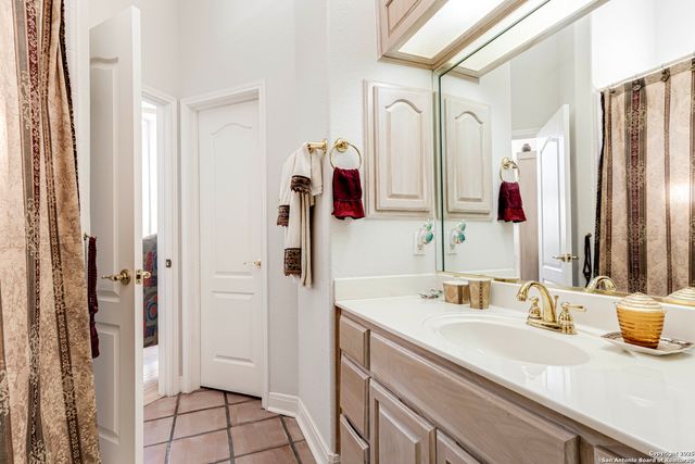 7 Eton Green Circle, San Antonio, TX 78257