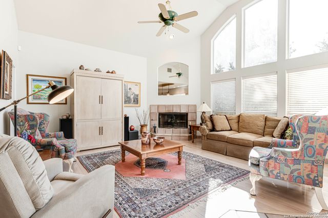 7 Eton Green Circle, San Antonio, TX 78257