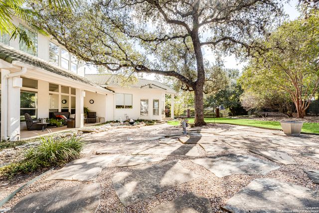 7 Eton Green Circle, San Antonio, TX 78257