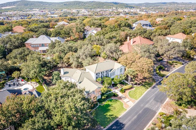 7 Eton Green Circle, San Antonio, TX 78257