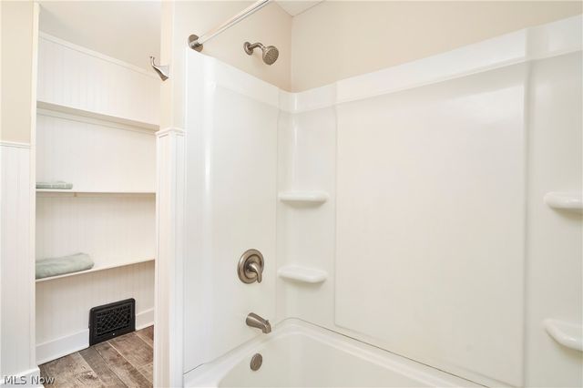 1831 17th Street, Cuyahoga Falls, OH 44223