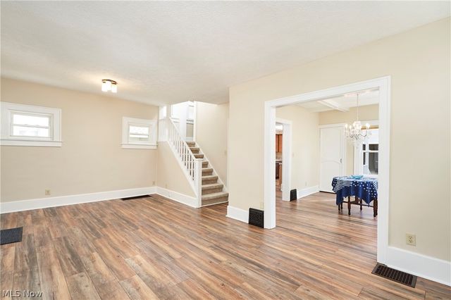 1831 17th Street, Cuyahoga Falls, OH 44223