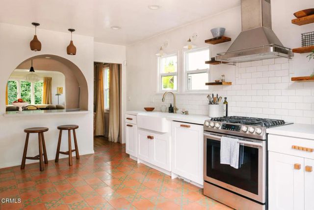 1306 N Coronado Street, Los Angeles, CA 90026