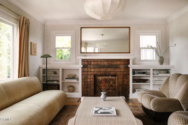 1306 N Coronado Street, Los Angeles, CA 90026