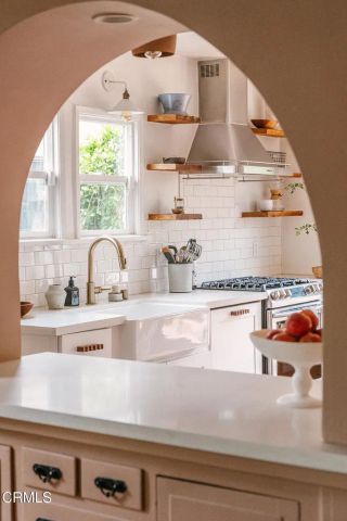 1306 N Coronado Street, Los Angeles, CA 90026