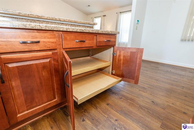 1312 Rocky Loop, Elizabethtown, KY 42701