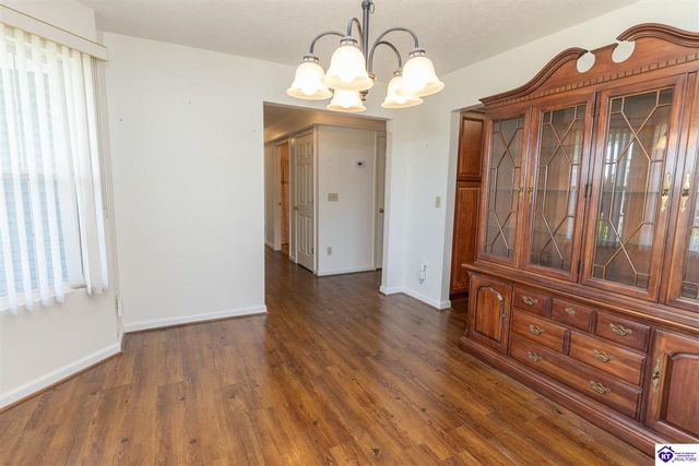 1312 Rocky Loop, Elizabethtown, KY 42701