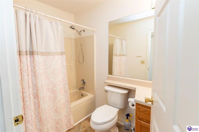 1312 Rocky Loop, Elizabethtown, KY 42701
