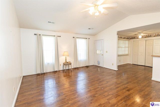 1312 Rocky Loop, Elizabethtown, KY 42701