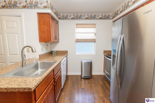 1312 Rocky Loop, Elizabethtown, KY 42701
