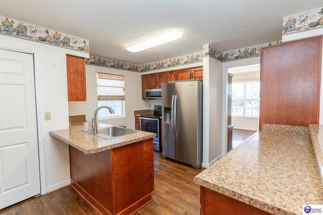 1312 Rocky Loop, Elizabethtown, KY 42701