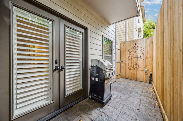 544 Bomar Street, Houston, TX 77006