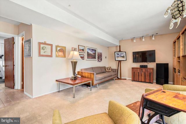 75 TOLL DR, Southampton, PA 18966