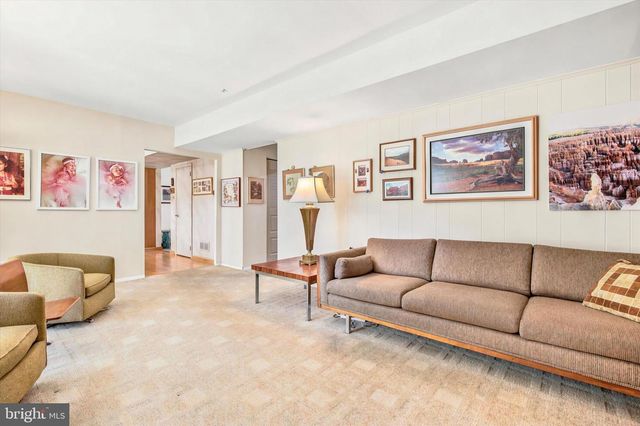 75 TOLL DR, Southampton, PA 18966