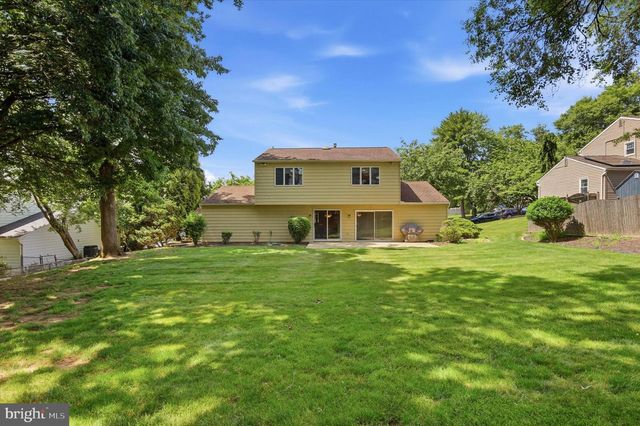 75 TOLL DR, Southampton, PA 18966