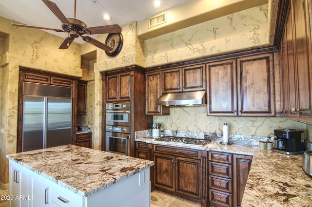 10909 E QUARRY Trail, Scottsdale, AZ 85262