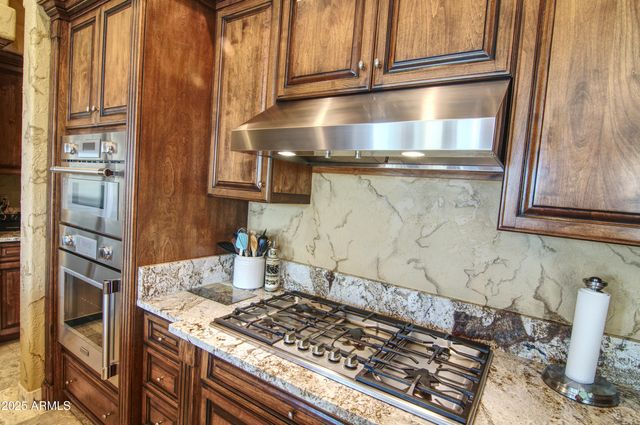 10909 E QUARRY Trail, Scottsdale, AZ 85262