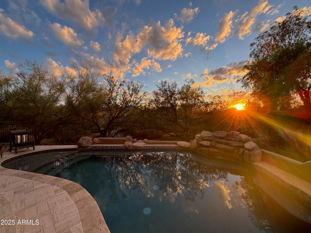 10909 E QUARRY Trail, Scottsdale, AZ 85262