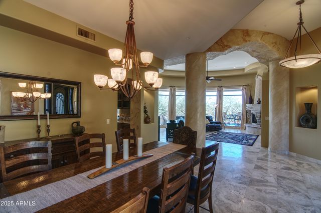 10909 E QUARRY Trail, Scottsdale, AZ 85262