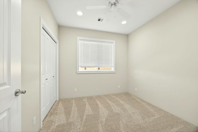 280 Oak Valley Drive, Talent, OR 97540