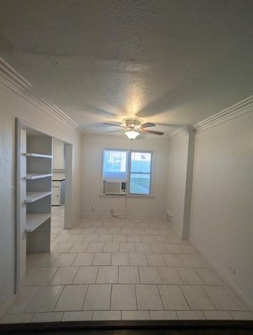 1920 Binz Street 6, Houston, TX 77004