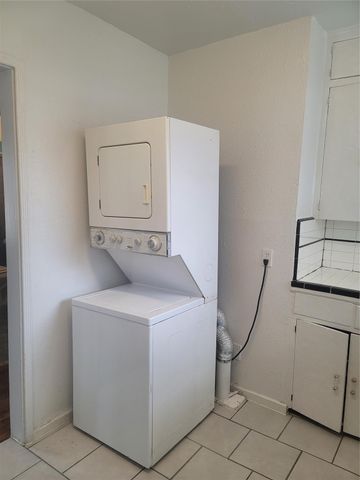 1920 Binz Street 6, Houston, TX 77004