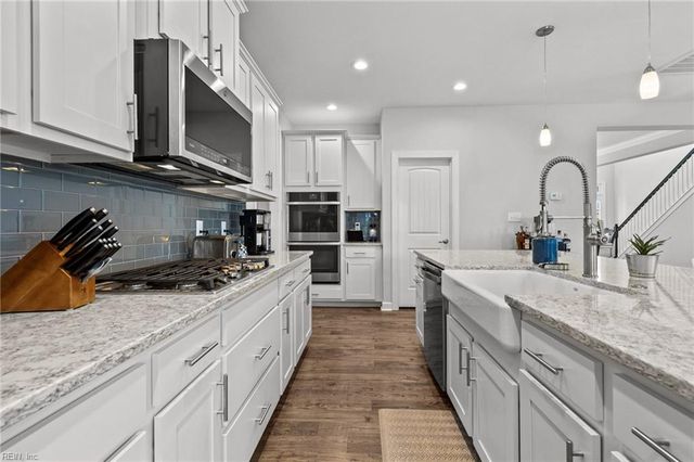 2848 Kingsfield DR, Virginia Beach, VA 23456
