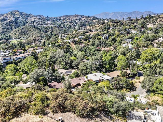 3336 Dunsmere Road, Glendale, CA 91206