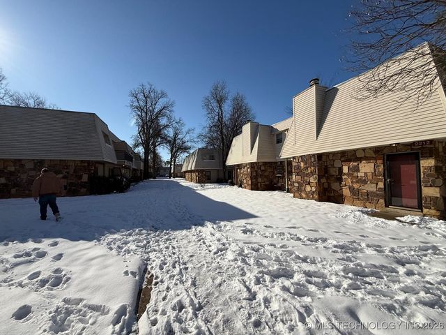 2218 E 66th Place 1101, Tulsa, OK 74136